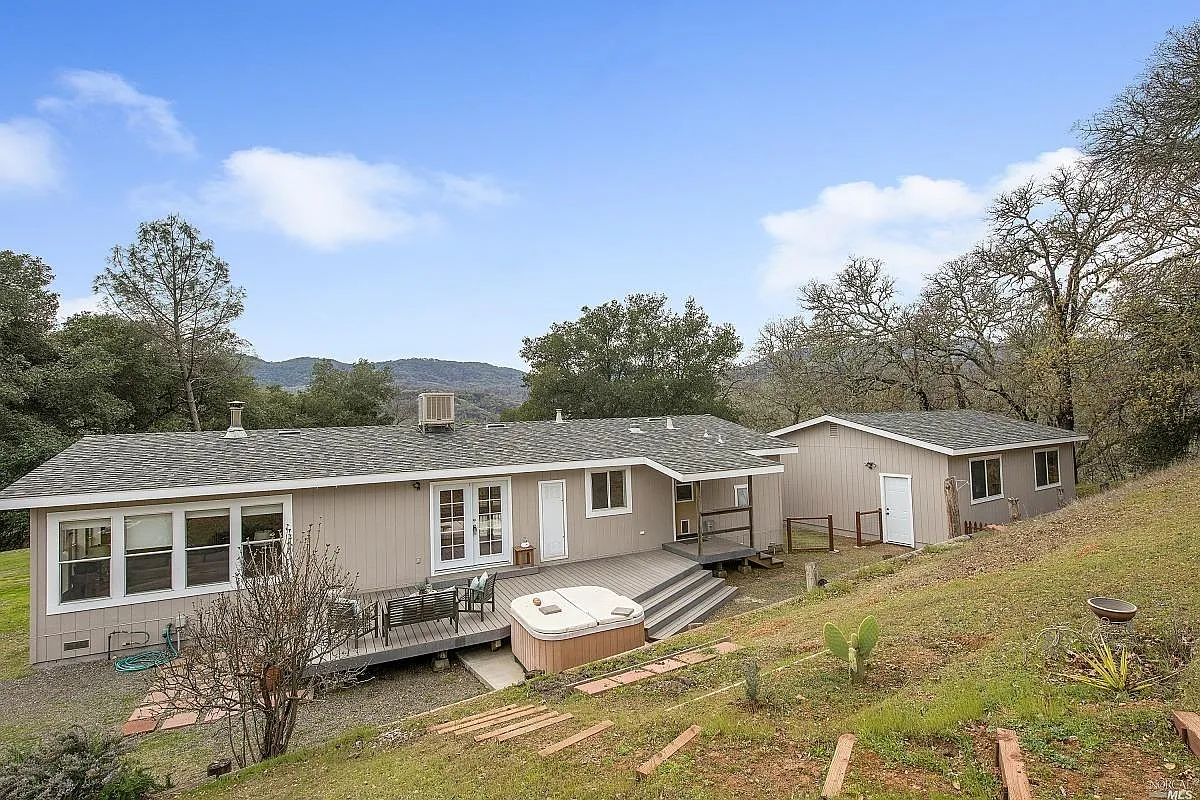 5110 State Highway 128 photo 1