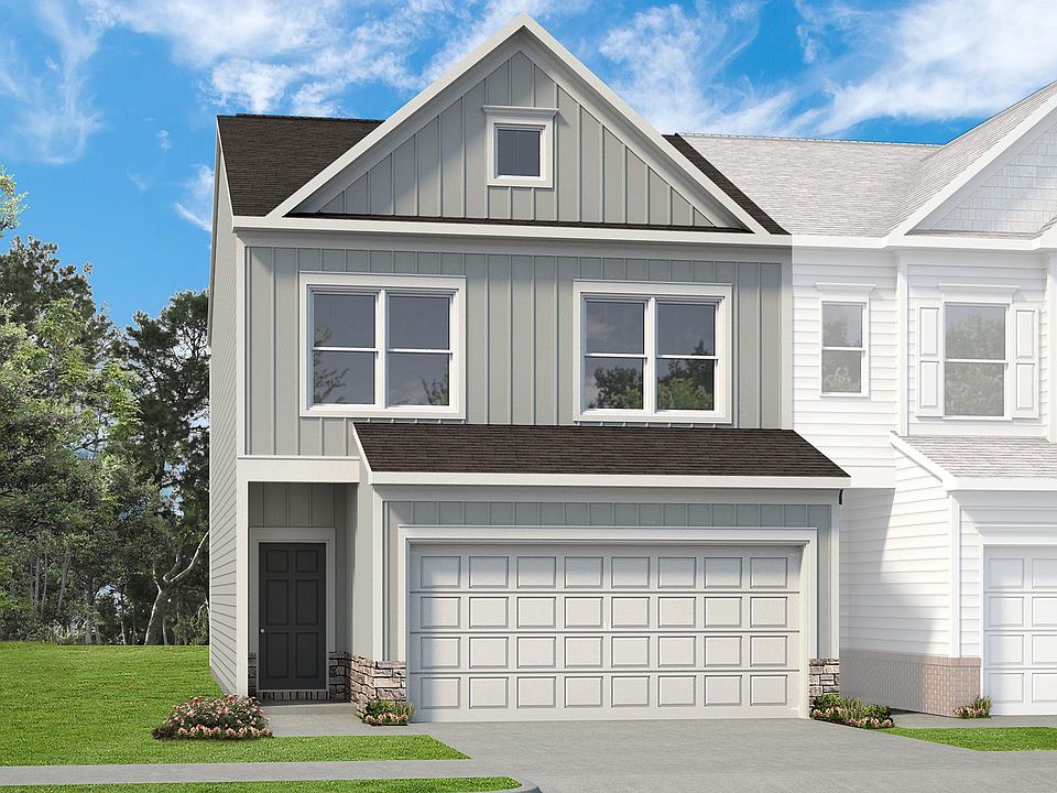 The Maddux II L Exterior