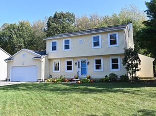 2227 Holly Ln, Avon, OH 44011