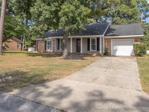 1041 Patrick Dr, Fayetteville, NC 28314