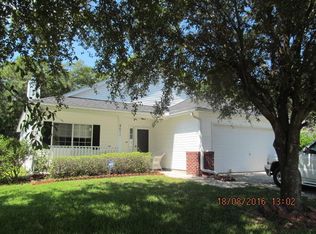 8051 Long Shadow Ln, North Charleston, SC 29406