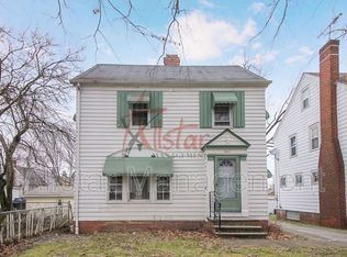 3801 Woodridge Rd, Cleveland Heights, OH 44121