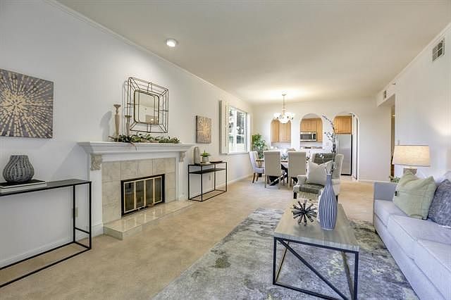 1st image of 30 Lorton Ave APT 204