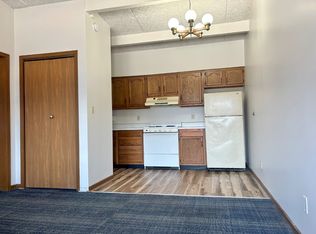 1025 S 5th St #16, Springfield, IL 62703