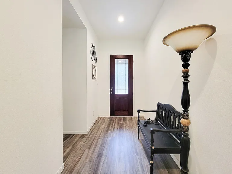 129 Jim Hall Ln — Photo 3