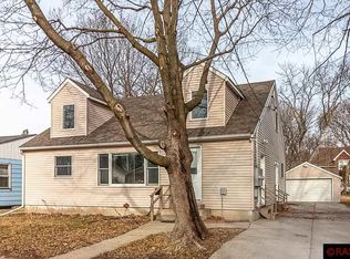 1032 Adams St, Mankato, MN 56001
