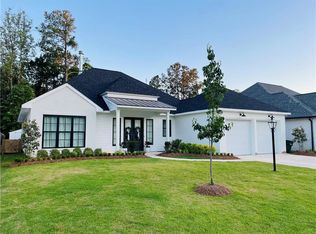 67498 Antioch Dr, Mandeville, LA 70471