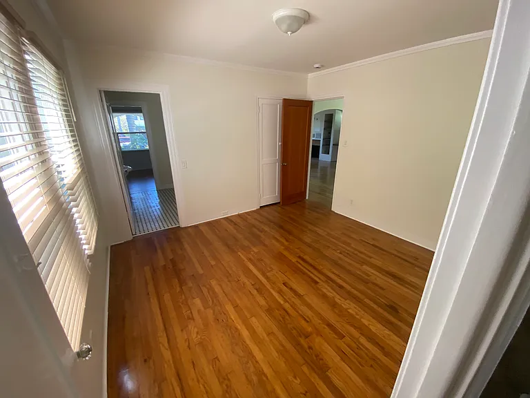 Rear bedroom