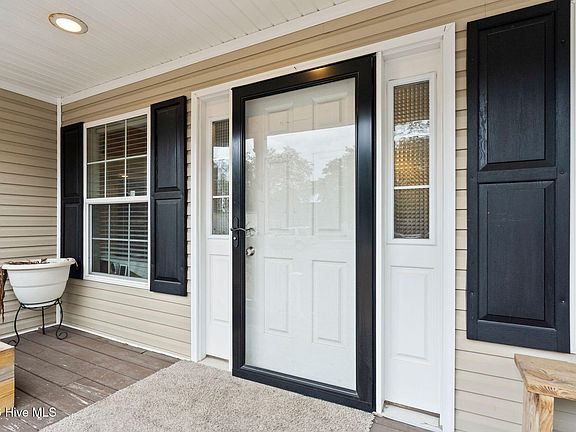 4th image of 7041 Ruth Avenue