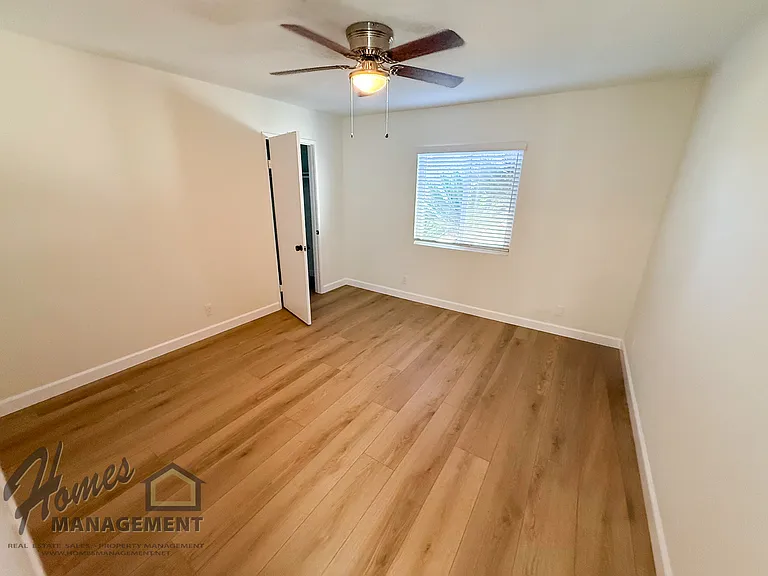 1826 Cortez Ave — Photo 15