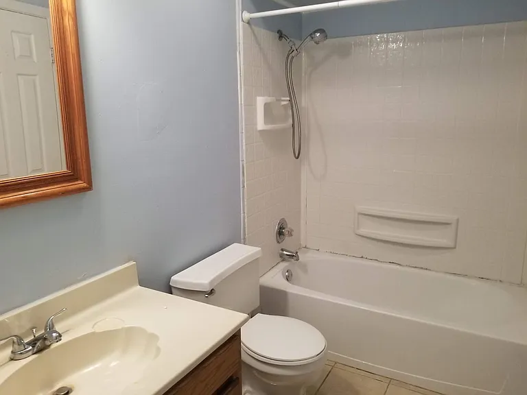 1874 Avenue Q SW — Photo 5
