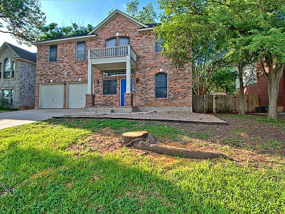 3rd image of 2423 Falcon Dr
