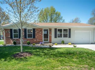 4 Grover Ln, Saint Peters, MO
