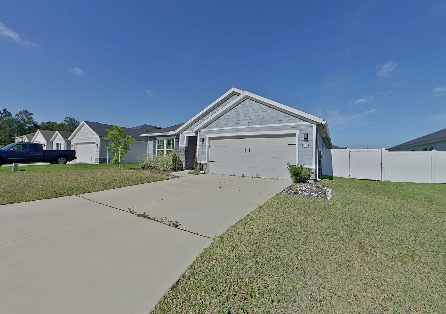 3 Bedroom Home in Avery Park! — Photo 2
