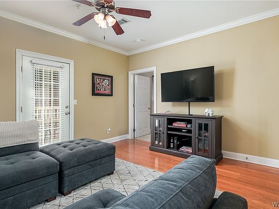 3rd image of 3218 Veterans Memorial Pkwy APT 1203