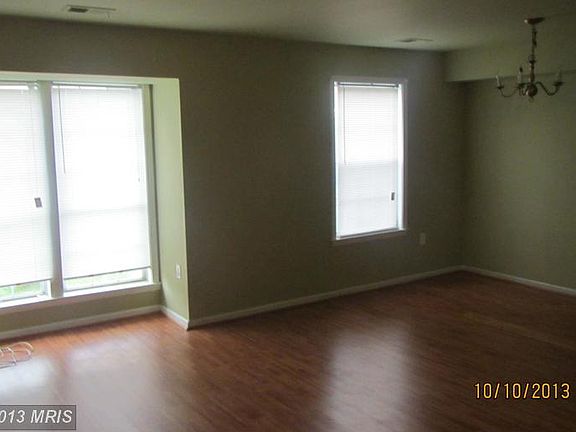 3rd image of 14360 Gringsby Ct