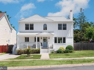 6401 Winnepeg Rd, Bethesda, MD, 20817