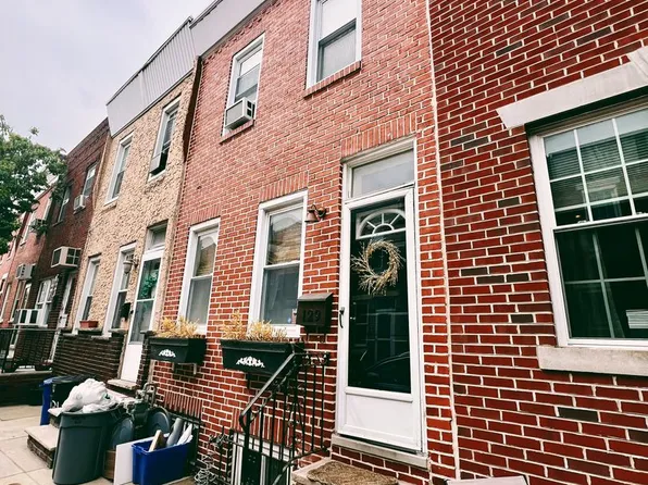 129 Emily St, Philadelphia, PA 19148