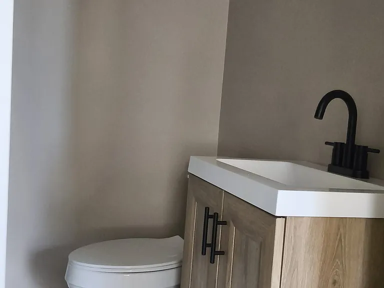 913 Rodman St #2S — Photo 10