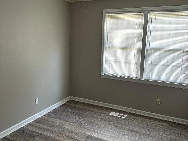 1516 Trace Ave — Photo 8