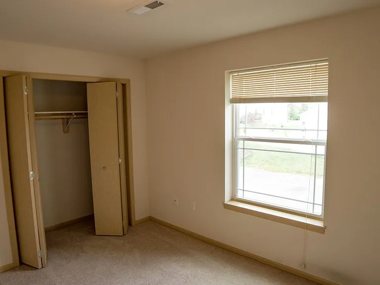 5034-5038-5042 Siggelkow Rd — Photo 15