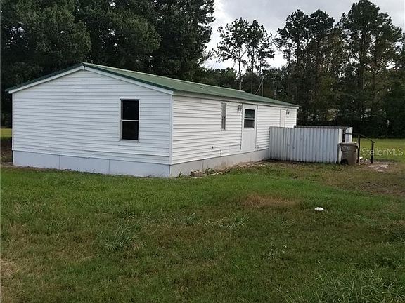 4th image of 35823 Johns Ln