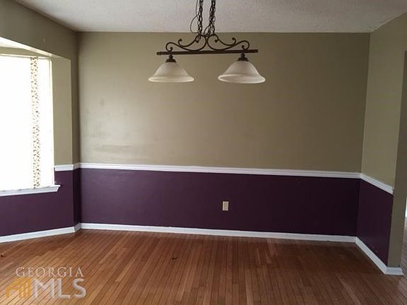 3rd image of 135 Sterling Ave