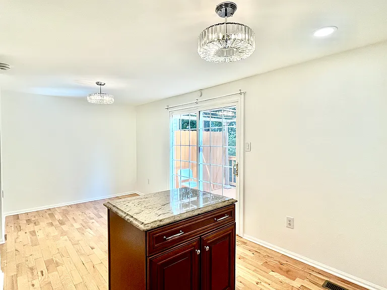 13 Dallington Ct — Photo 13