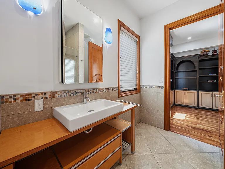 9031 Cresta Dr — Photo 32