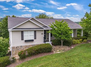 355 Wayland Dr, Greeneville, TN 37743
