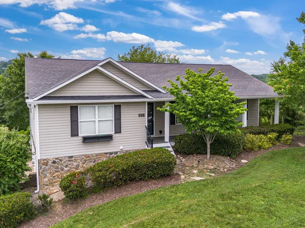 355 Wayland Dr, Greeneville, TN 37743
