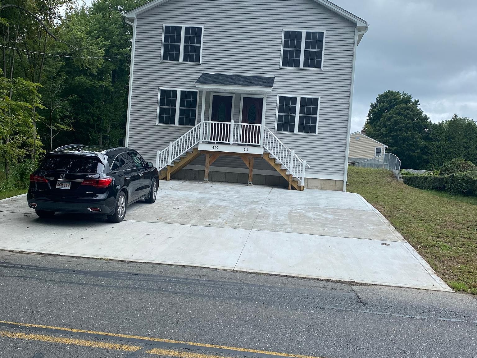 618 Barry St, Agawam, MA 01030 Zillow