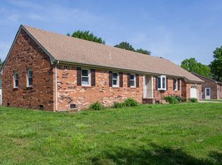 1300 Fordyce Dr, Chesapeake, VA 23322
