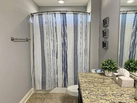 3 bed, 1758 sqft, $2,300 — Photo 3