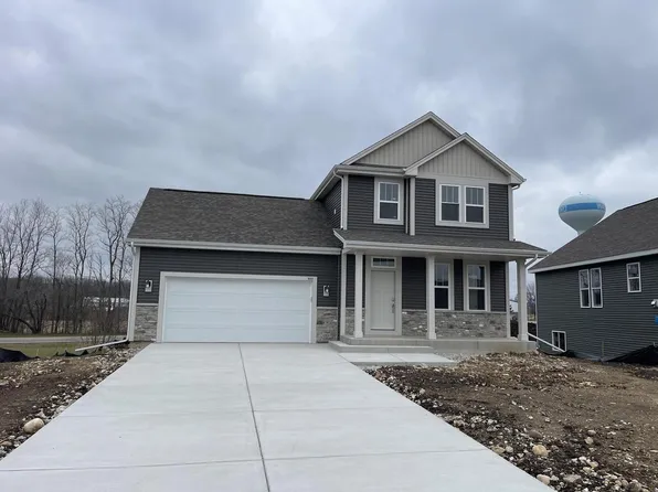 920 Foxwalk DRIVE, Waterford, WI 53185