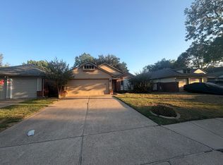 7126 River Garden Dr, Houston, TX 77095
