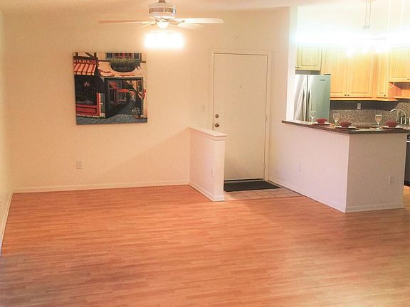 4th image of 10715 W Clairmont Cir