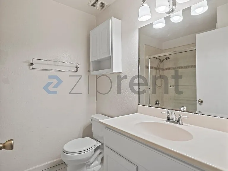 3298 Cropley Ave — Photo 28
