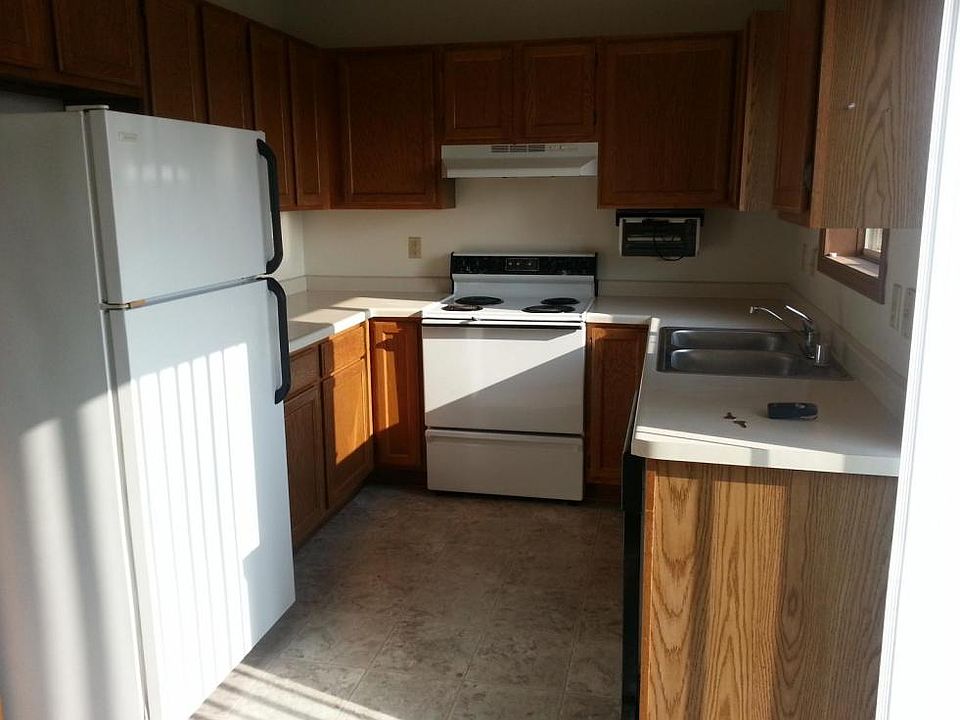 1st image of 1687 Dayton St