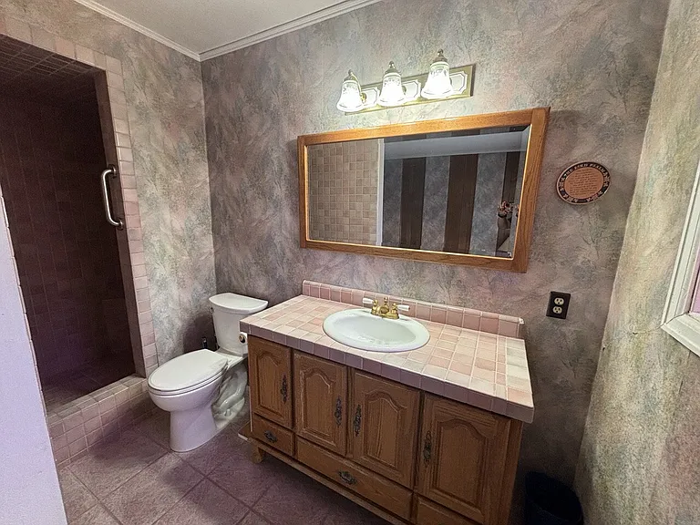 2699 Westwood Dr — Photo 18