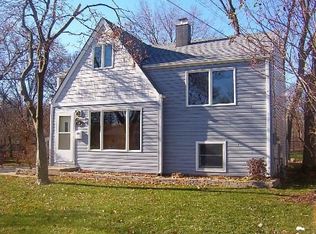 39 Westmore Meyers Rd, Lombard, IL 60148