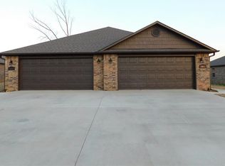 1016 Springhill Rd, Barling, AR 72923