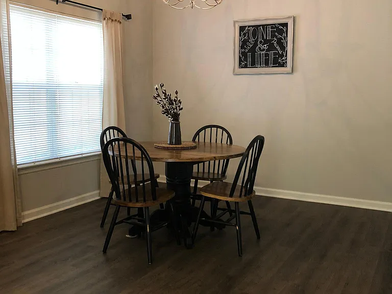 1136 Mosswood Chase — Photo 5