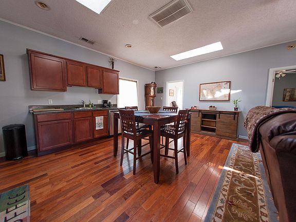 3rd image of 3661 Foxwell Ln #B
