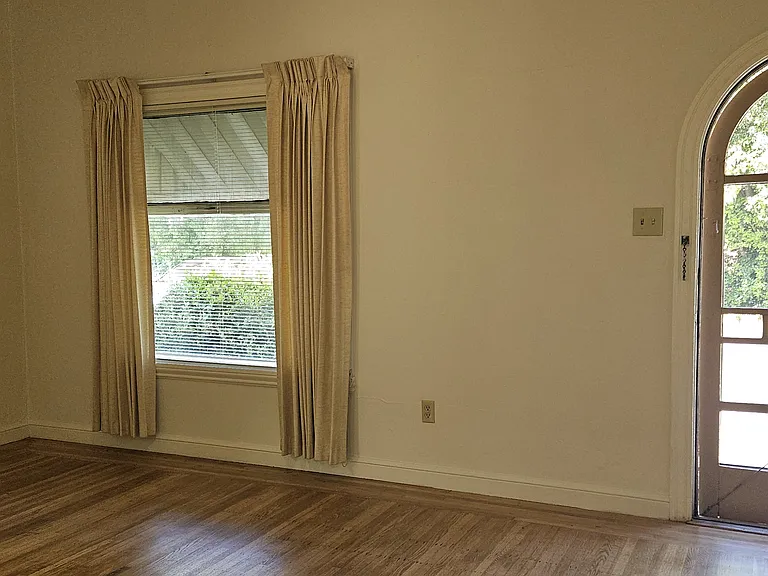 803 Smalley Ave #2 — Photo 7