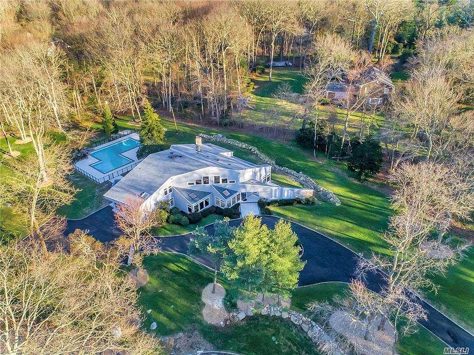 1st image of 7 Carol Ln