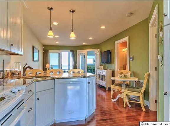 5th image of 1919 Bay Blvd Unit C15-c15g