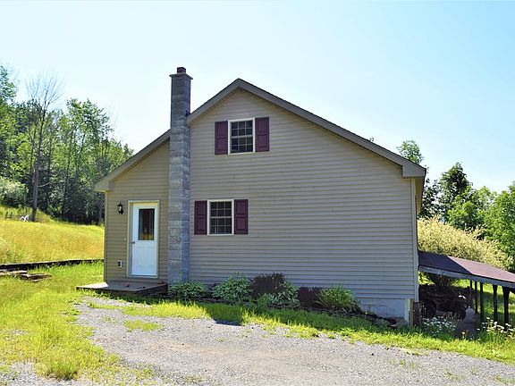 4th image of 150 Earl Cir