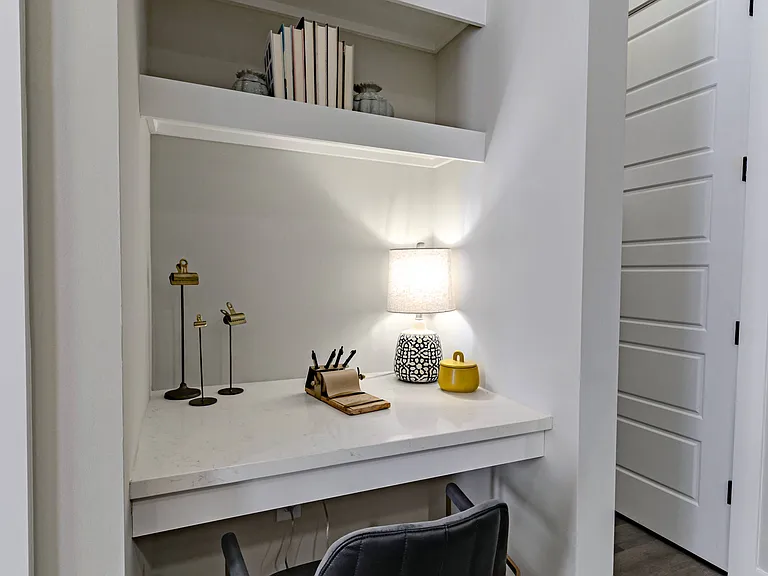 Bexley Westshore — Photo 45