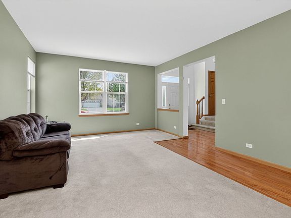 3rd image of 259 Pleasant Plains Dr